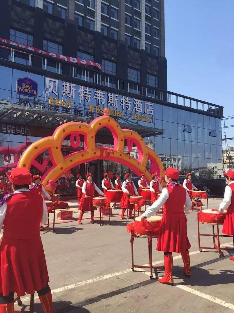 烟台贝斯特韦斯特大酒店 外观 照片